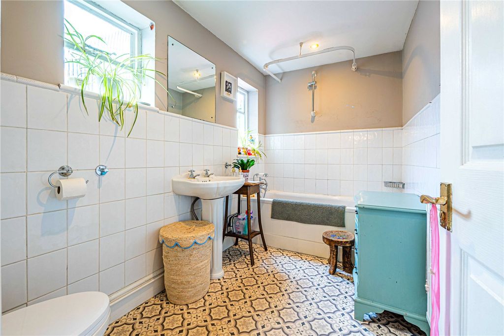 Additional image 7 of 2 bed terraced house for saleHolliday Street, Berkhamsted, Hertfordshire HP4