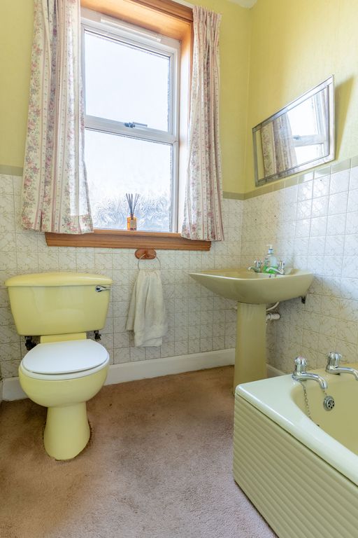 Additional image 7 of 3 bed flat for salePark Crescent, Edinburgh EH16