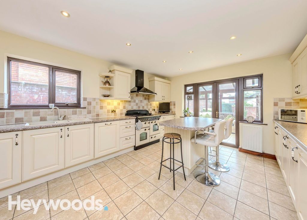 Additional image 2 of 4 bed detached house for saleCastel Close, Seabridge, Newcastle Under Lyme ST5
