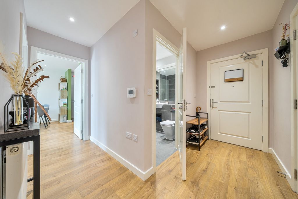 Additional image 16 of 2 bed flat for saleRegal Walk, Bexleyheath DA6