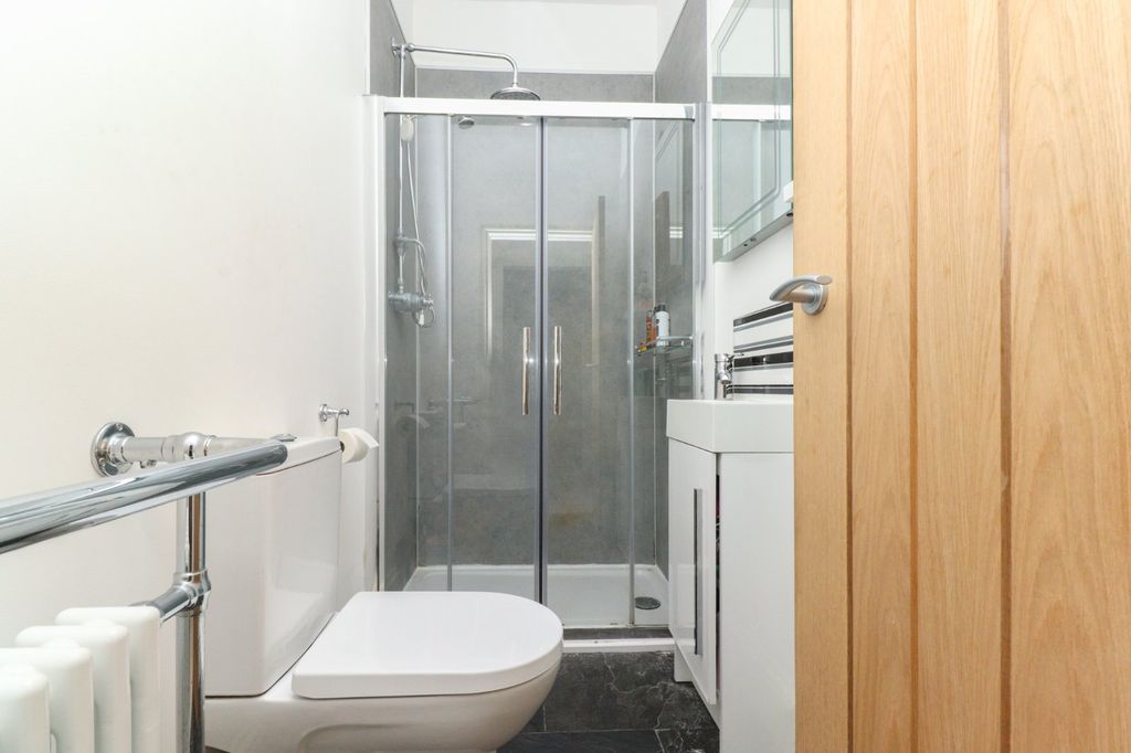 Additional image 7 of 2 bed flat for saleMinnis Road, Birchington, Kent CT7