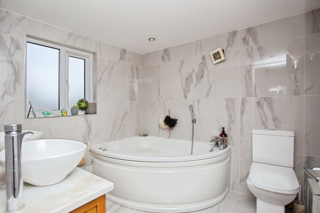 Additional image 18 of 7 bed semi-detached house for saleMaylands Road, Watford WD19