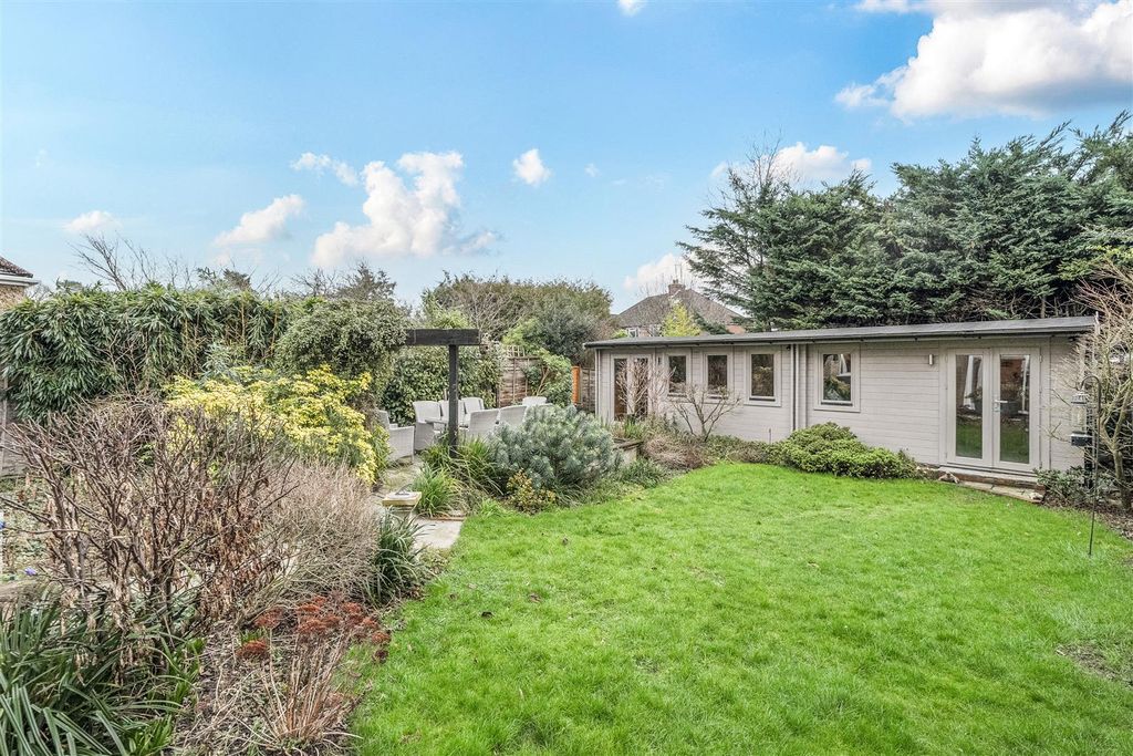 Additional image 5 of 6 bed semi-detached house for saleNewton Wood Road, Ashtead KT21