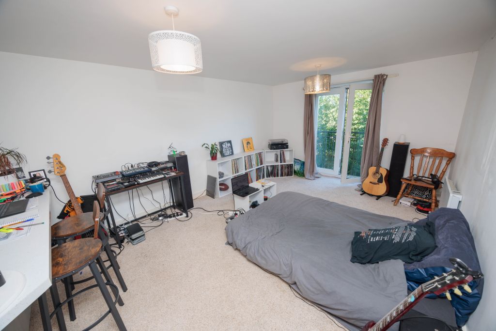 Additional image 2 of 2 bed flat for saleOld Coach Road, Runcorn WA7