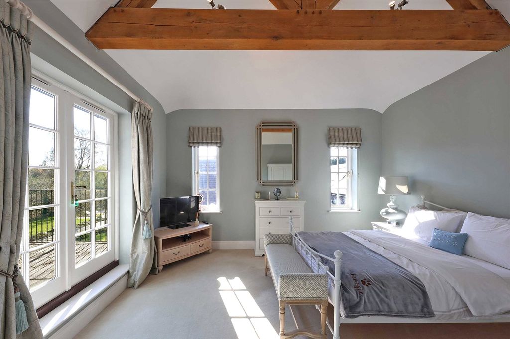 Additional image 13 of 6 bed detached house for salePenn Road, Beaconsfield, Buckinghamshire HP9