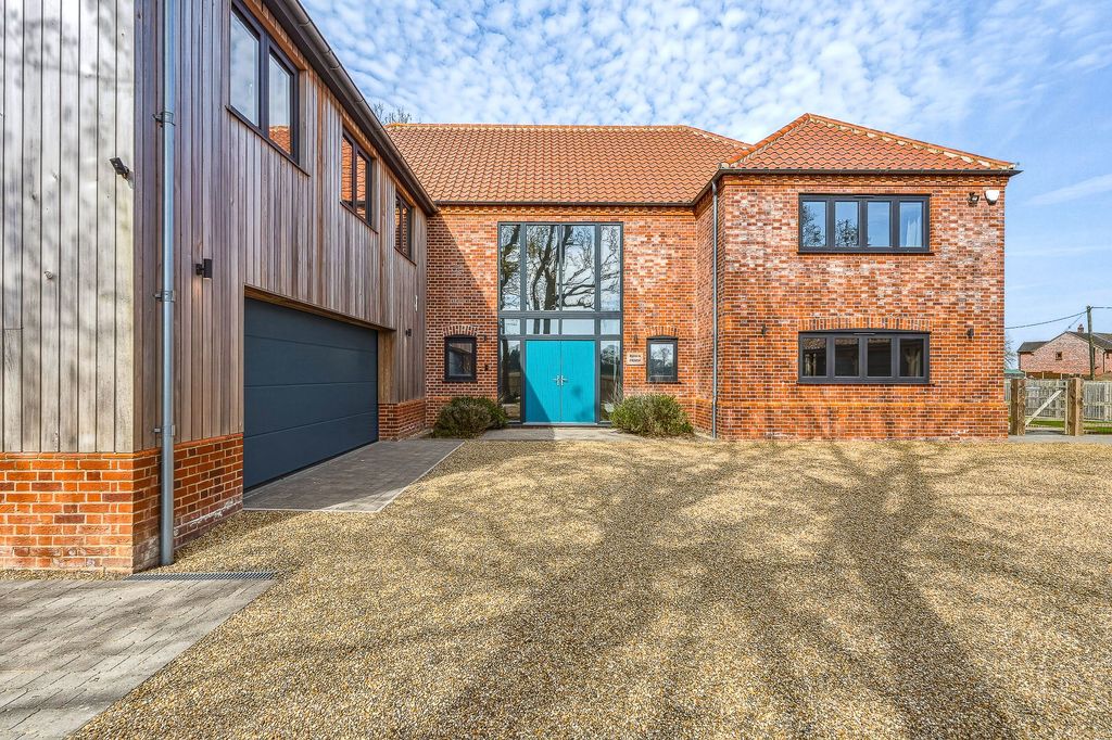 Additional image 42 of 6 bed detached house for saleFiddlers Green, Attleborough NR17