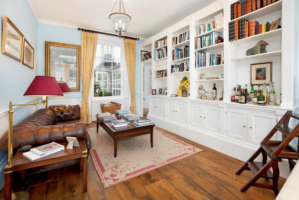 Additional image 6 of 6 bed property for saleBayards Cove, Dartmouth, Devon TQ6