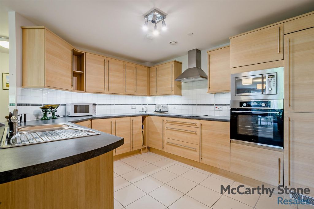 Additional image 7 of 2 bed flat for sale25 Wainwright Court, Kendal LA9