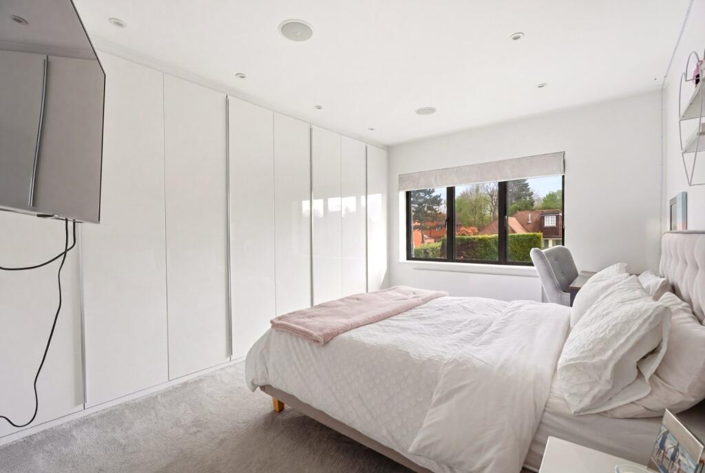 Additional image 19 of Oakwood Road, Bricket Wood, St. Albans, Hertfordshire, AL2