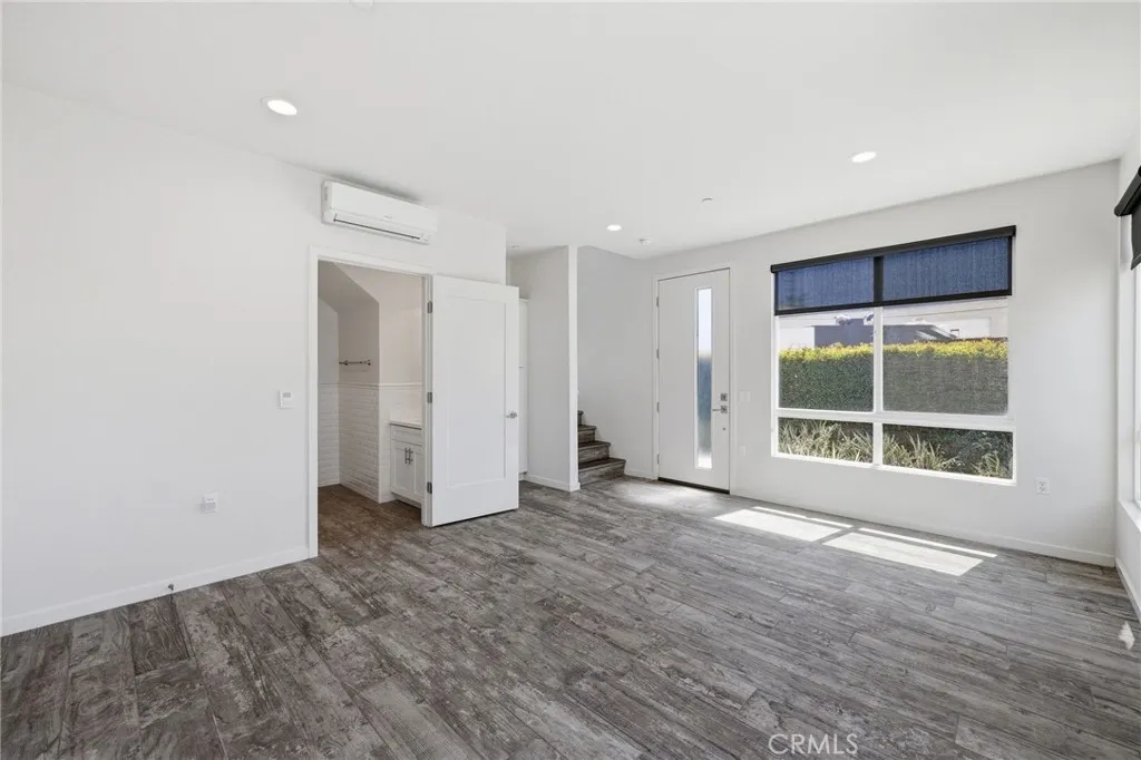 Additional image 40 of 783 Wonder Lane, Costa Mesa, CA 92627