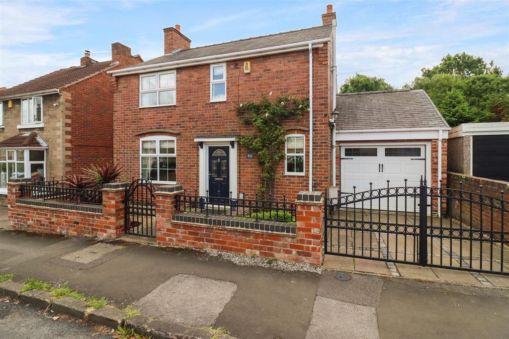 Additional image 5 of 3 bed detached house for saleTapton View Road, Chesterfield S41