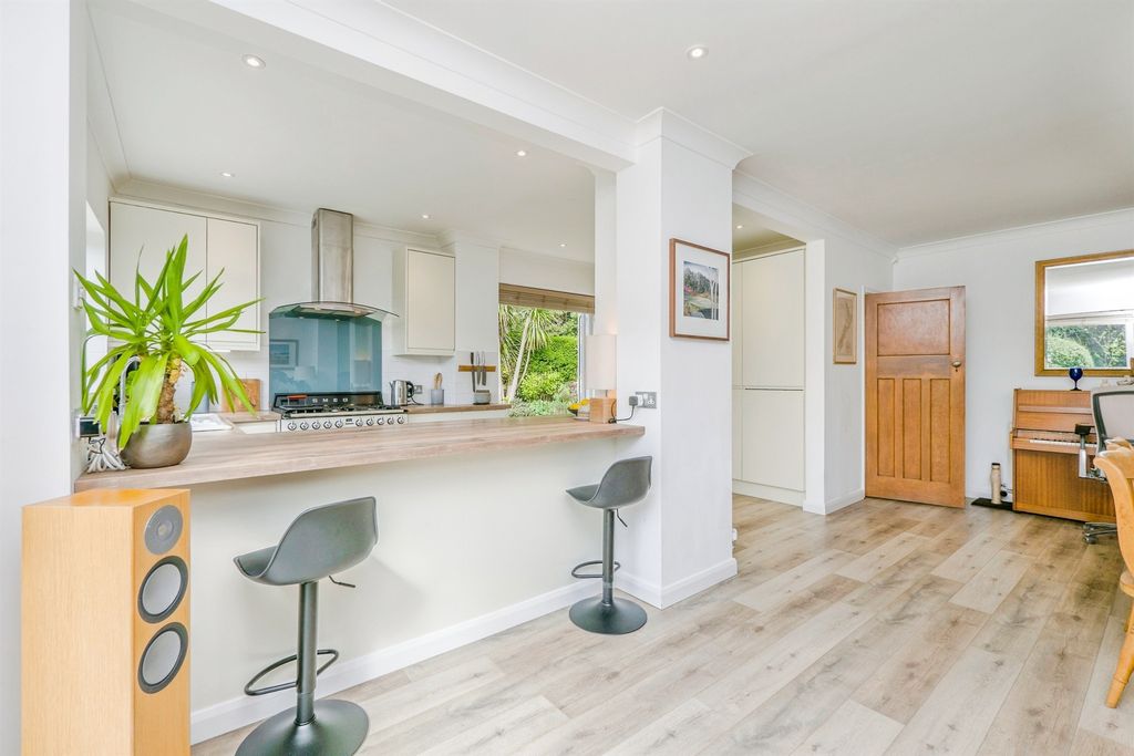 Additional image 5 of 3 bed semi-detached house for saleHighfields, Cardiff CF5