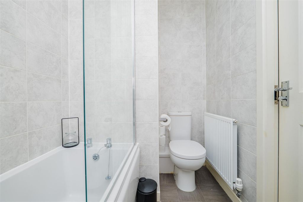 Additional image 15 of 2 bed flat for saleFfordd Penrhyn, Barry CF62