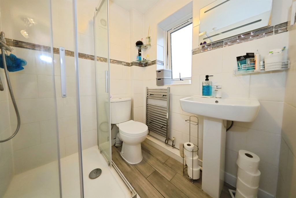 Additional image 10 of 5 bed detached house for saleConstantine Way, Bilston WV14