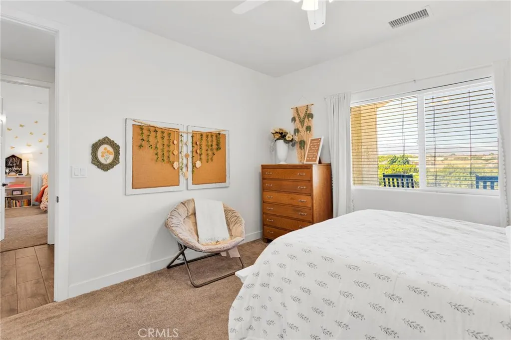 Additional image 101 of 8421 Macron St, Oak Hills, CA 92344