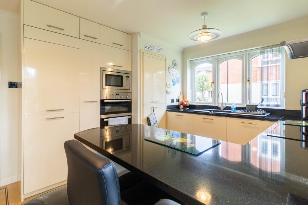 Additional image 8 of Alderham Close, Solihull