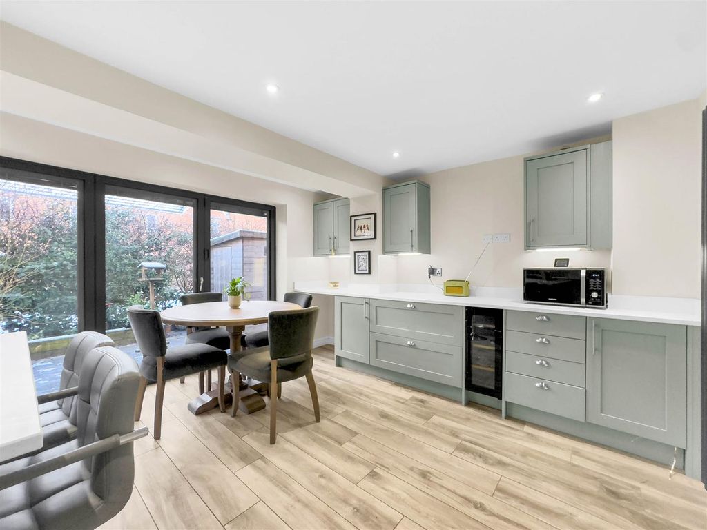 Additional image 10 of 4 bed town house for saleHuntspill Road, West Timperley, Altrincham WA14