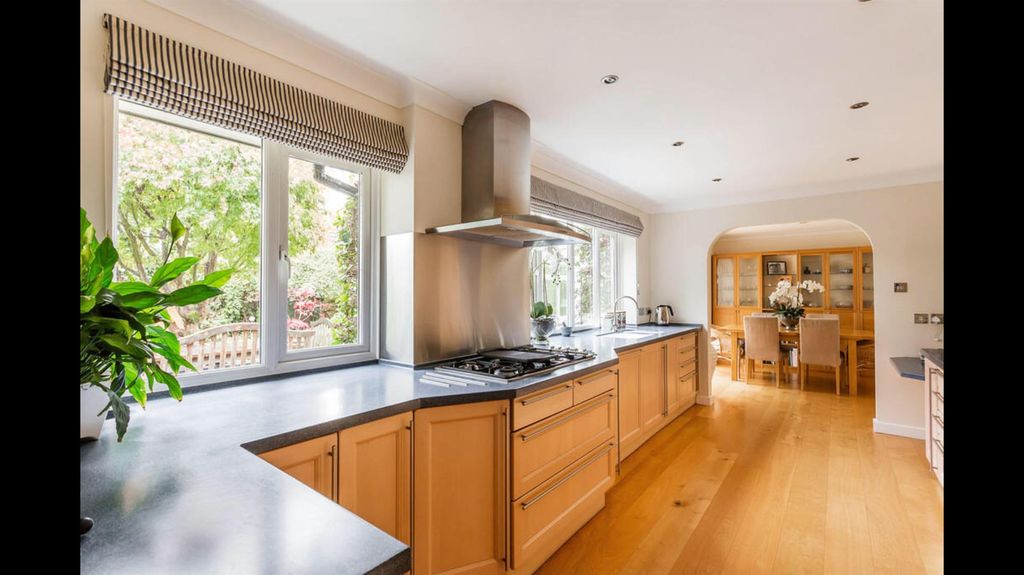 Additional image 3 of 4 bed detached house for saleHarriotts Lane, Ashtead KT21