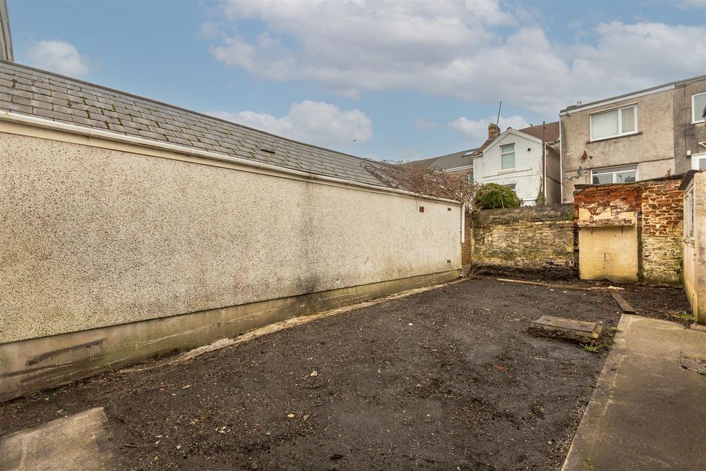 Additional image 19 of 3 bed detached house for saleLlewellyn Street, Llanelli SA15