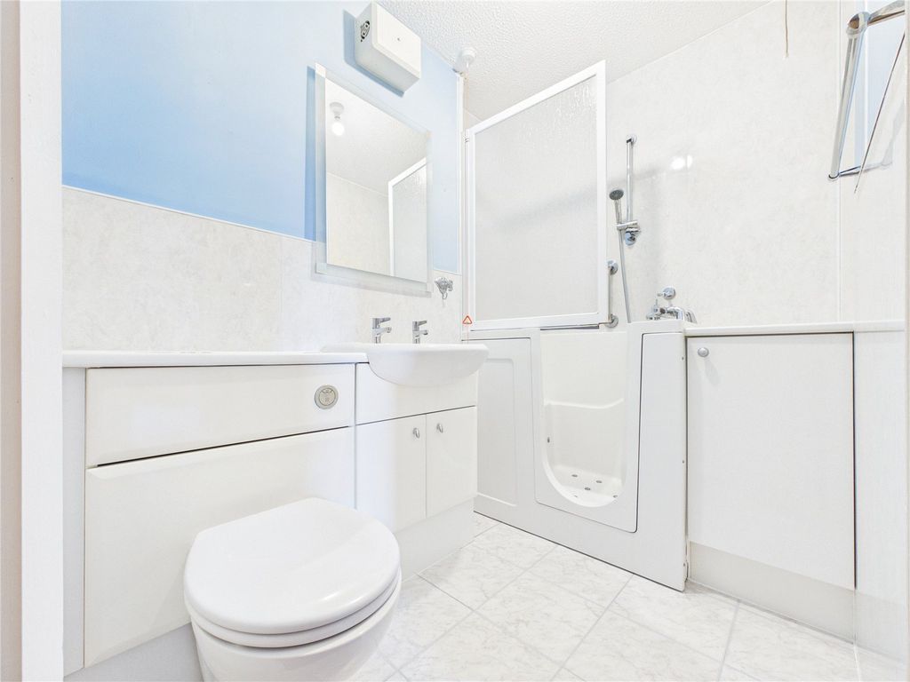 Additional image 7 of 1 bed flat for saleSuffolk Place, Woodbridge, Suffolk IP12