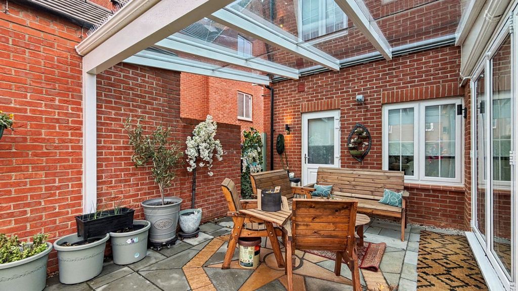 Additional image 10 of 4 bed detached house for saleWenlock Drive, Kingsmere, Bicester OX26