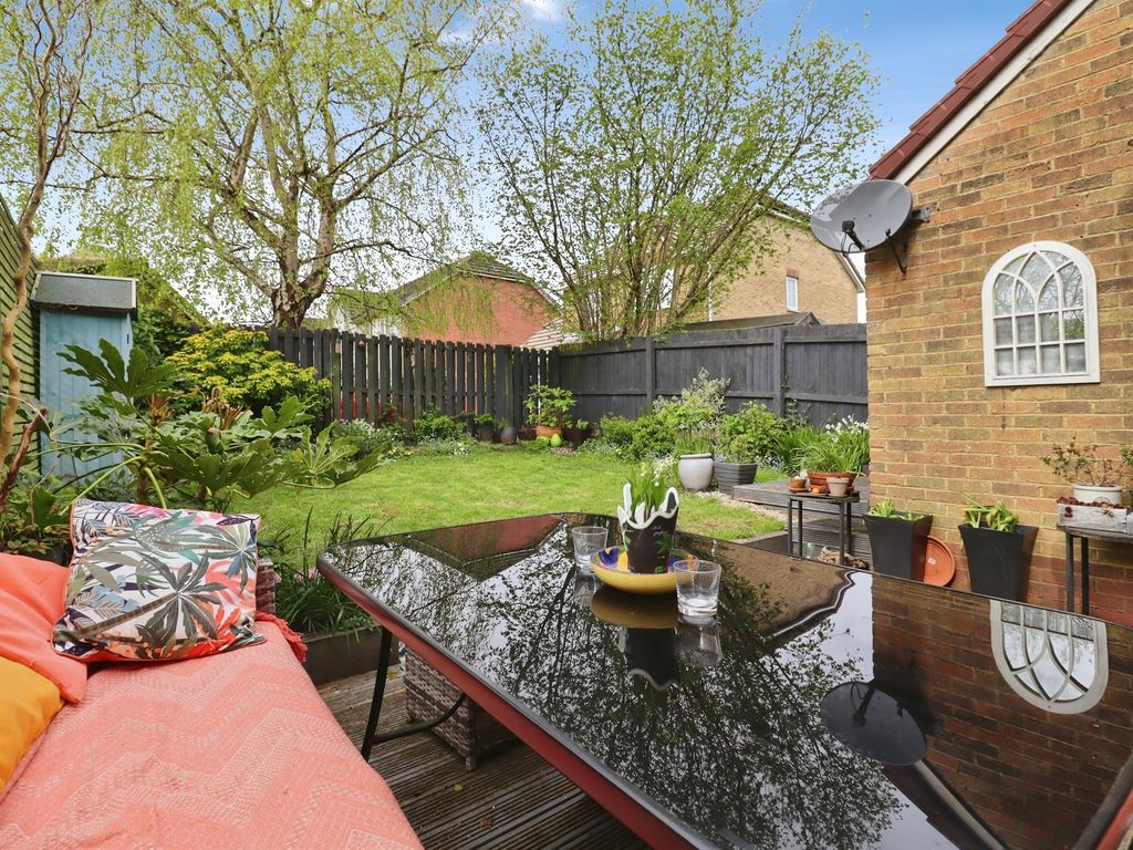Additional image 3 of 3 bed semi-detached house for saleGreat Burnet Close, St. Mellons, Cardiff CF3