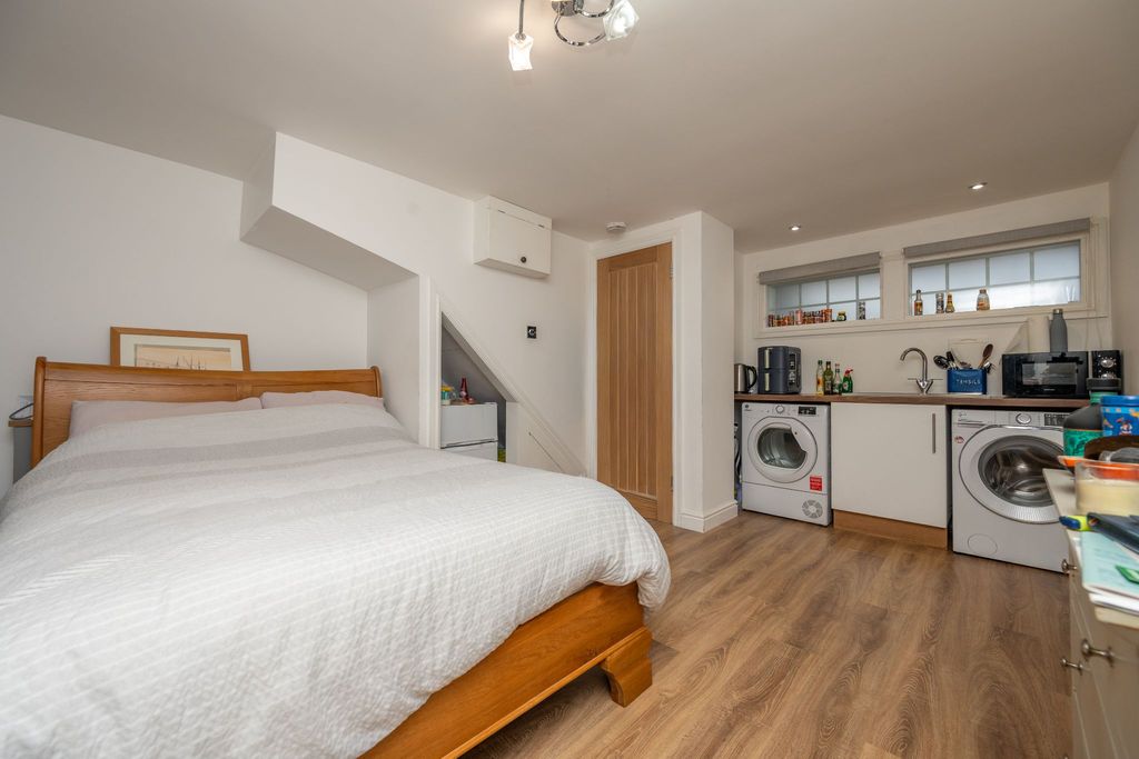 Additional image 10 of 3 bed terraced house for saleHenley Street, Alcester B49