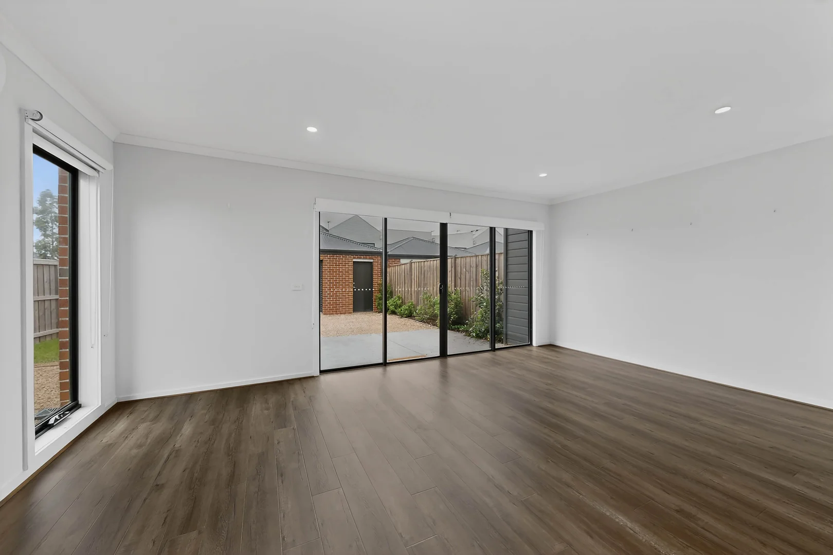 Additional image 8 of 37 Mortdale Lane, Clyde North VIC 3978