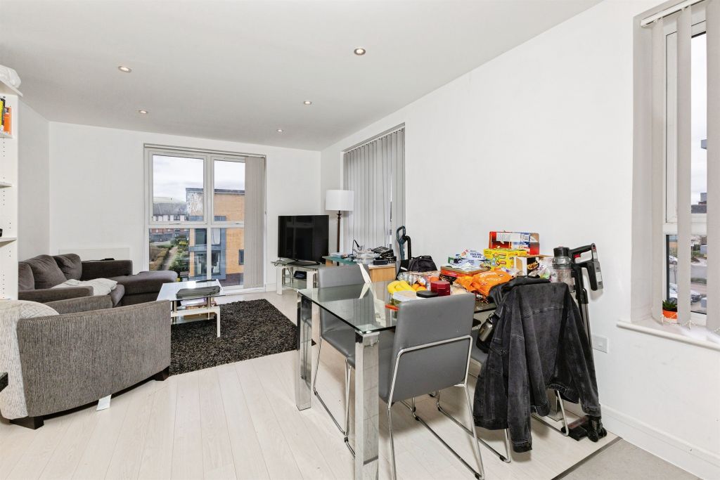 Additional image 13 of 2 bed flat for saleBedwyn Mews, Reading RG2