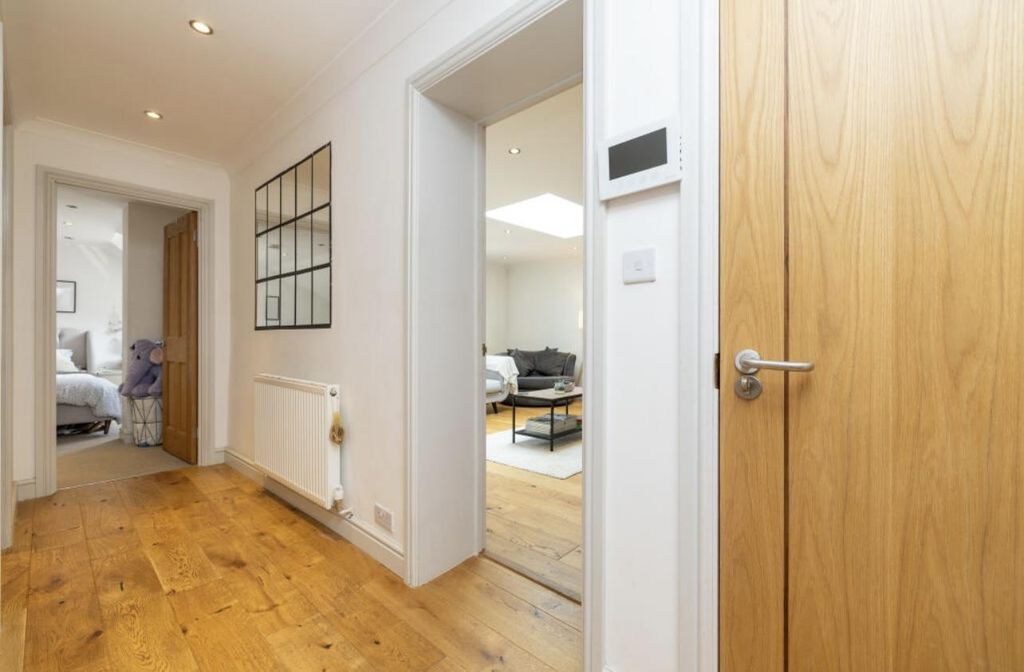 Additional image 12 of 1 bed flat for saleFlat 6, 26 Horse Fair, Banbury OX16