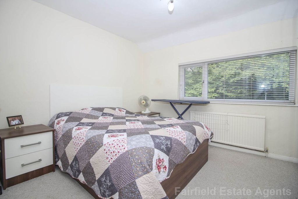 Additional image 12 of 4 bed semi-detached house for saleNorthwick Road, Watford WD19