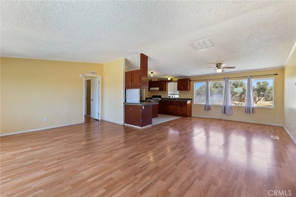 Additional image 36 of 8195 Alta Mesa Road, Oak Hills, CA 92344
