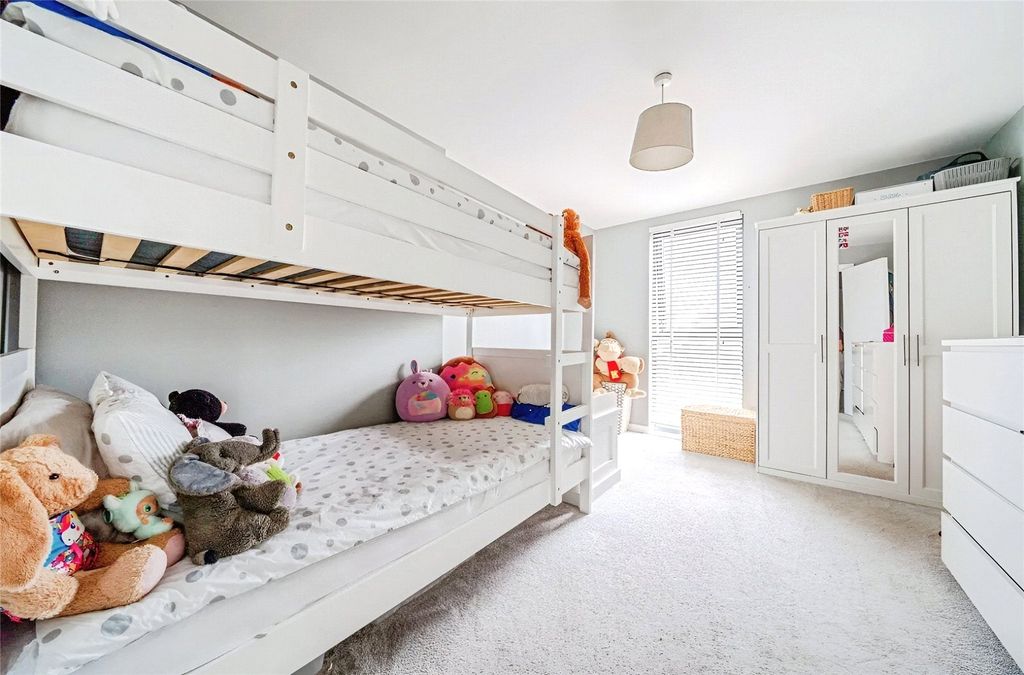 Additional image 6 of 2 bed flat for saleRoyal Oak Road, Bexleyheath DA6