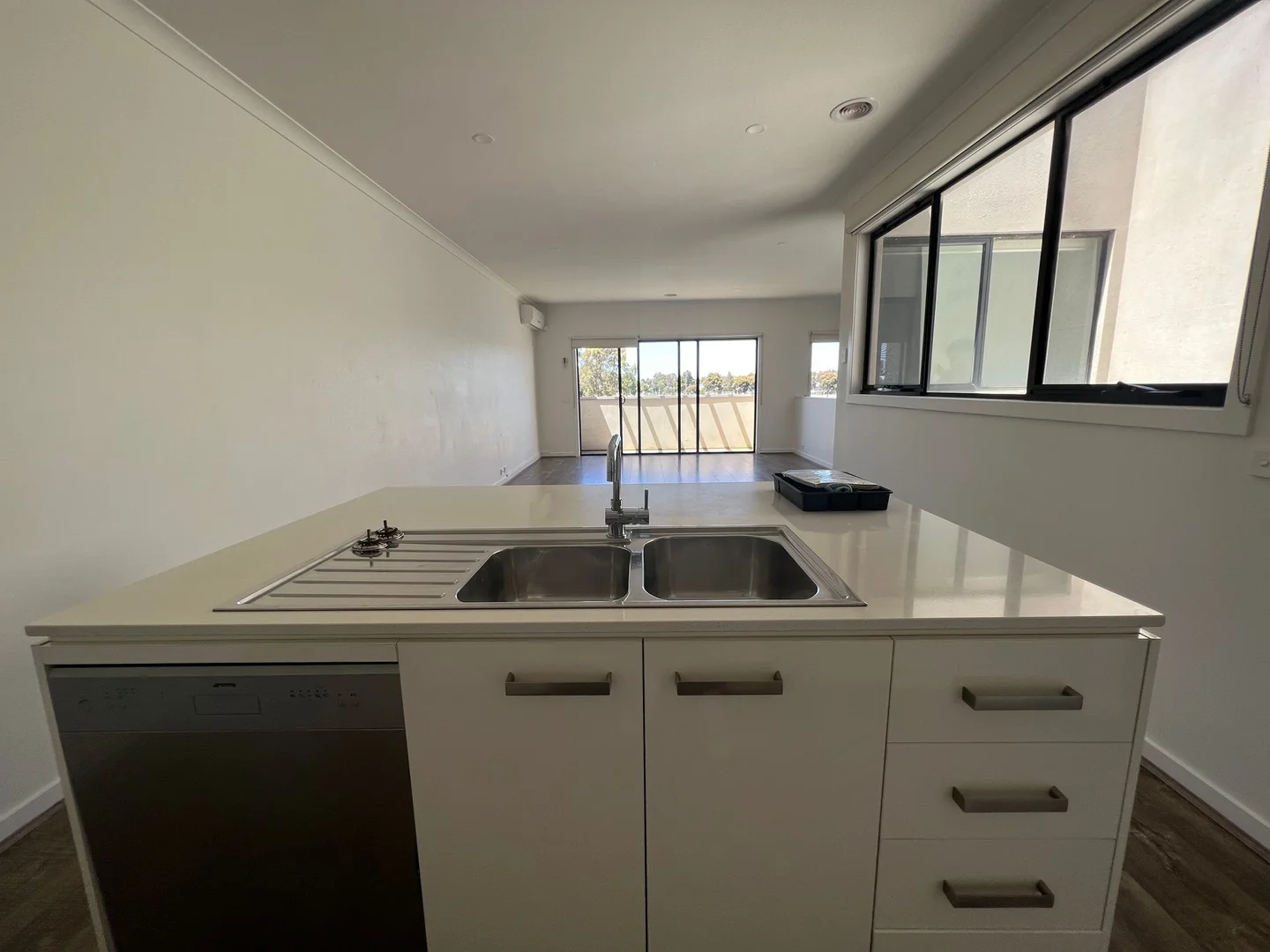 Additional image 11 of 10 Yarramie Cct, Craigieburn VIC 3064