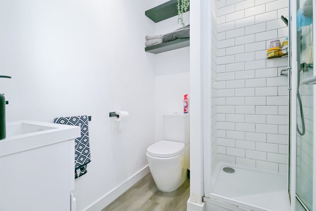 Additional image 5 of 1 bed flat for saleWindsor Road, Barry CF62