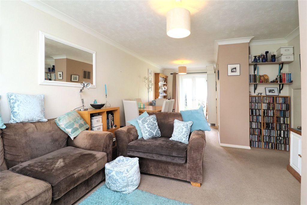 Additional image 6 of 3 bed terraced house for saleWoking, Surrey GU21