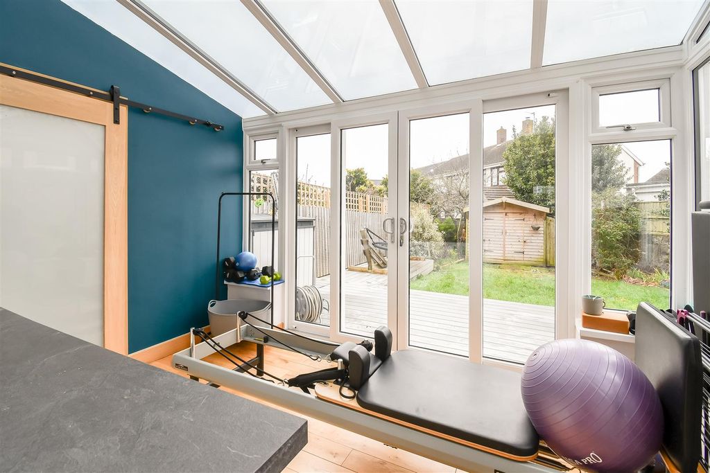 Additional image 6 of 4 bed semi-detached house for saleTrem Y Don, Barry CF62