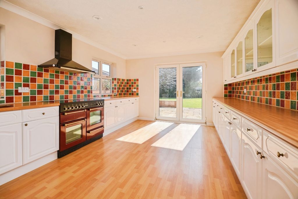 Additional image 3 of 5 bed detached house for saleBack Lane, Bedale, North Yorkshire DL8