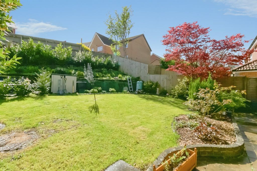 Additional image 3 of 4 bed detached house for saleFfordd Cwm Cidi, Barry CF62
