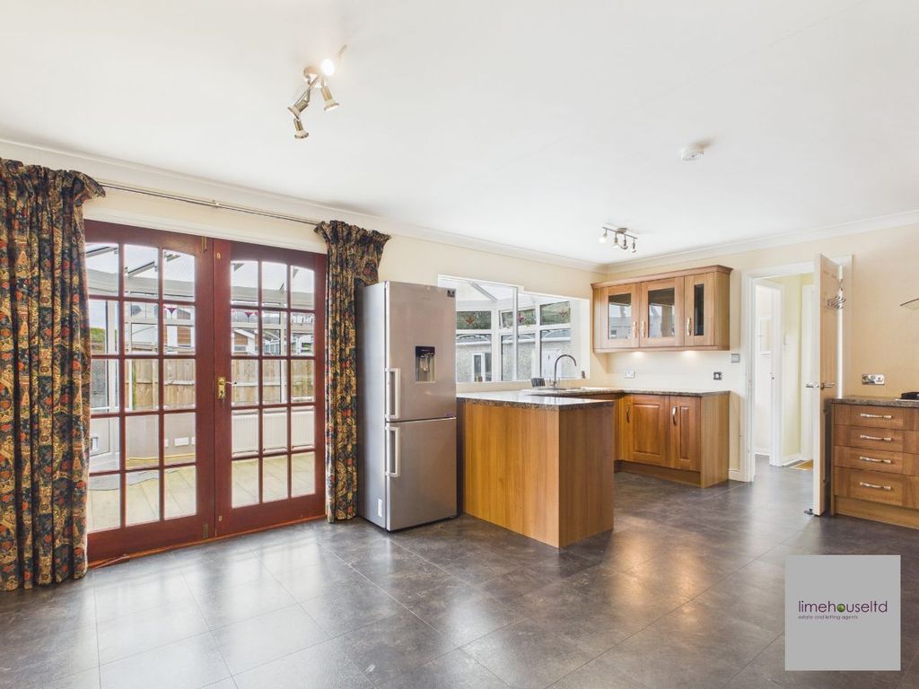 Additional image 8 of 4 bed bungalow for saleCardon Drive, Biggar ML12