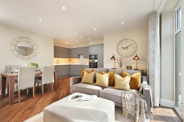 Additional image 6 of 3 bed flat for saleParkers Hill, Ashtead KT21
