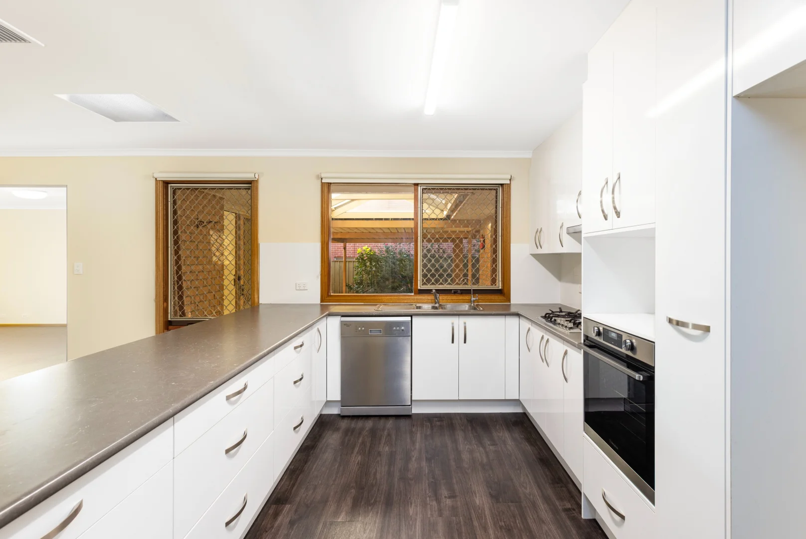 Additional image 9 of 10 Derwent Av, Rostrevor SA 5073