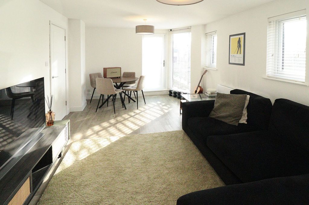 Additional image 5 of 2 bed flat for saleThe Gallops, Langdon Hills, Basildon SS16