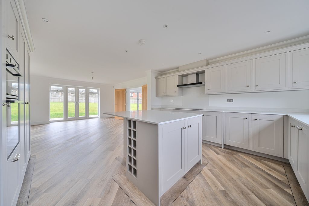 Additional image 10 of 5 bed detached house for saleBears Green, Bears Lane, Great Chart, Ashford, Kent TN23