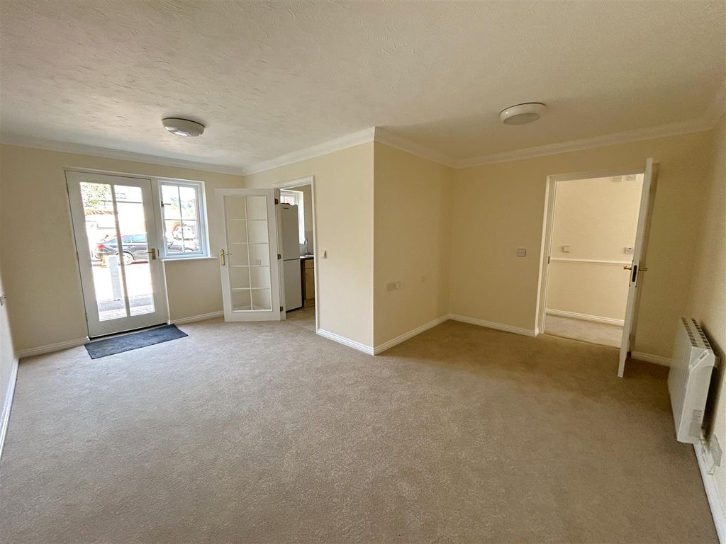Additional image 4 of 2 bed flat for saleSouth Street, Bridport DT6