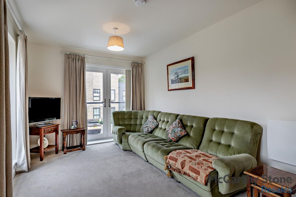 Additional image 4 of 2 bed flat for saleNorton Place, Icknield Way, Baldock SG7