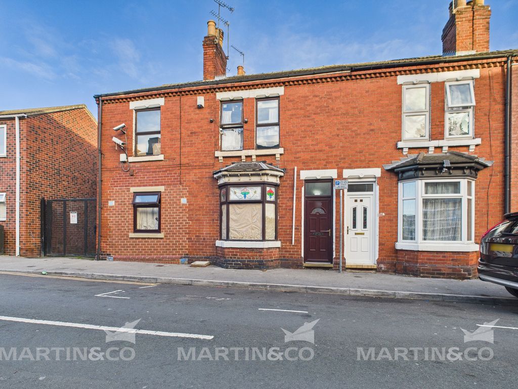 7 bed end terrace house for saleSomerset Road, Doncaster DN1
