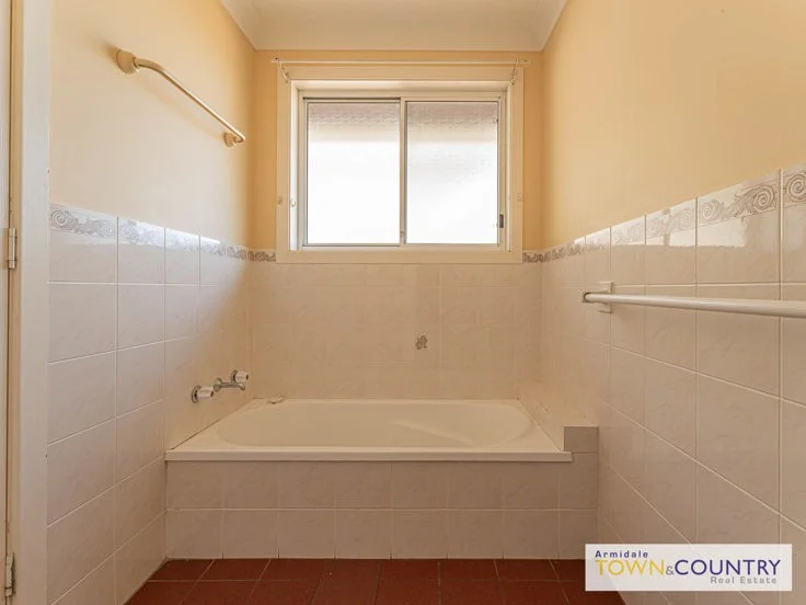 Additional image 9 of 6 Donegal Terrace, Armidale NSW 2350
