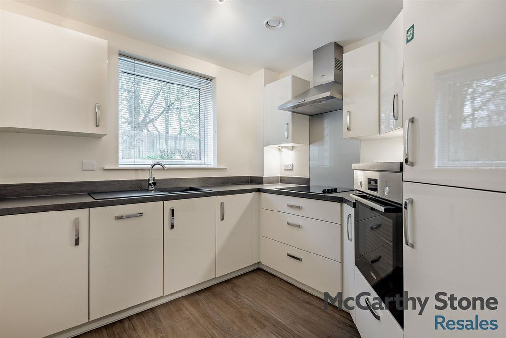 Additional image 5 of 1 bed flat for saleWayfarer Place, The Dean, Alresford SO24