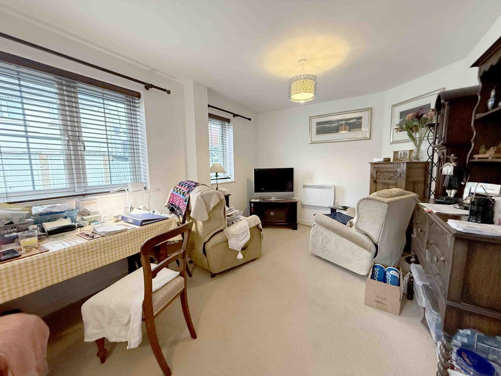 Additional image 3 of 2 bed flat for saleVillage Drive, Gorseinon SA4